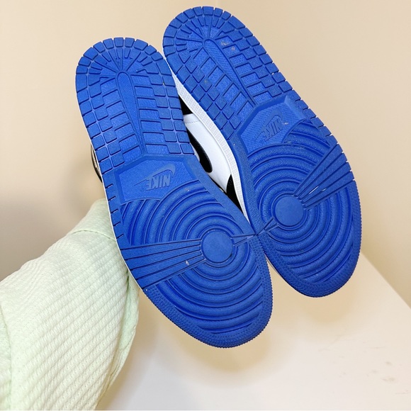 Jordan 1 Retro High Royal Toe - Picture 8 of 10